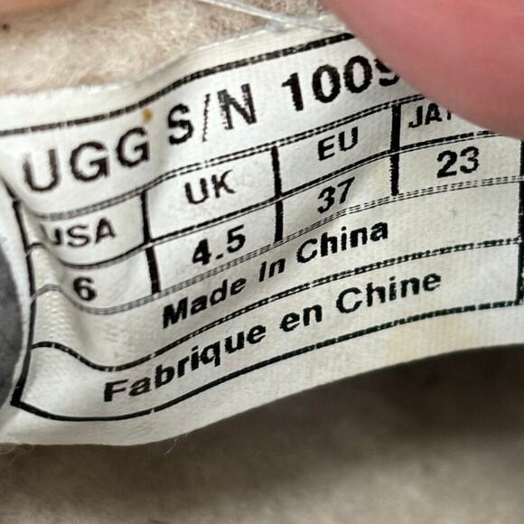 UGG Australia Bonham Chelsea Ankle Boots Suede Leather Waterproof Taupe Size 6 - Picture 7 of 10